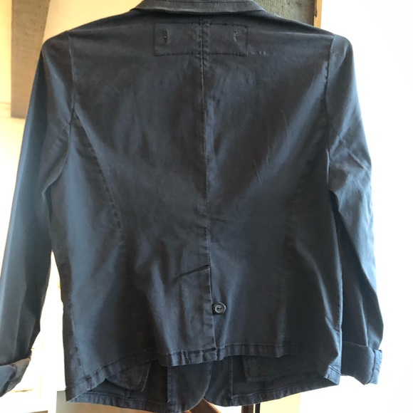 Navy cotton blazer.  Size 8 - Picture 4 of 5